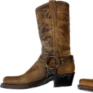 Frye Vintage Brown Leather Harness Square Toe Boots Size 6.